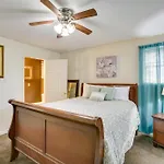 New Orleans Escape Near Theme Parks And Downtown!