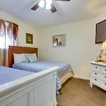 New Orleans Escape Near Theme Parks And Downtown!