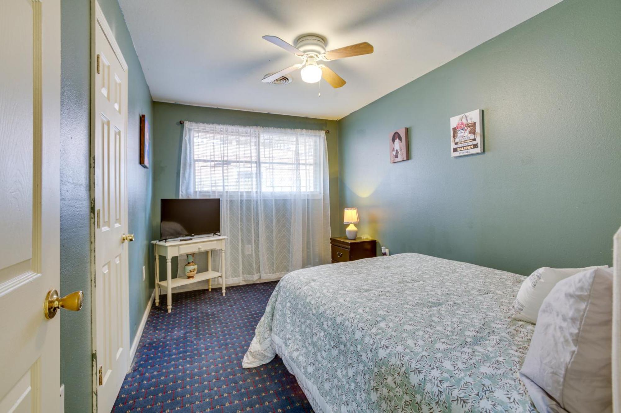 Holiday home Escape Near Theme Parks And Downtown! New Orleans