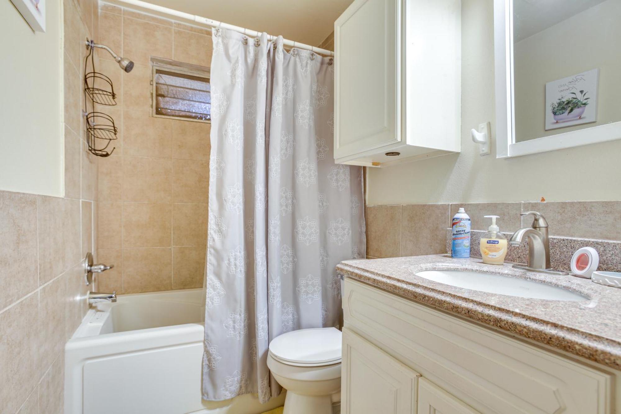 Holiday home Escape Near Theme Parks And Downtown! *